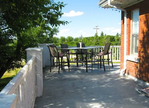 Wakamow Heights Bed And Breakfast